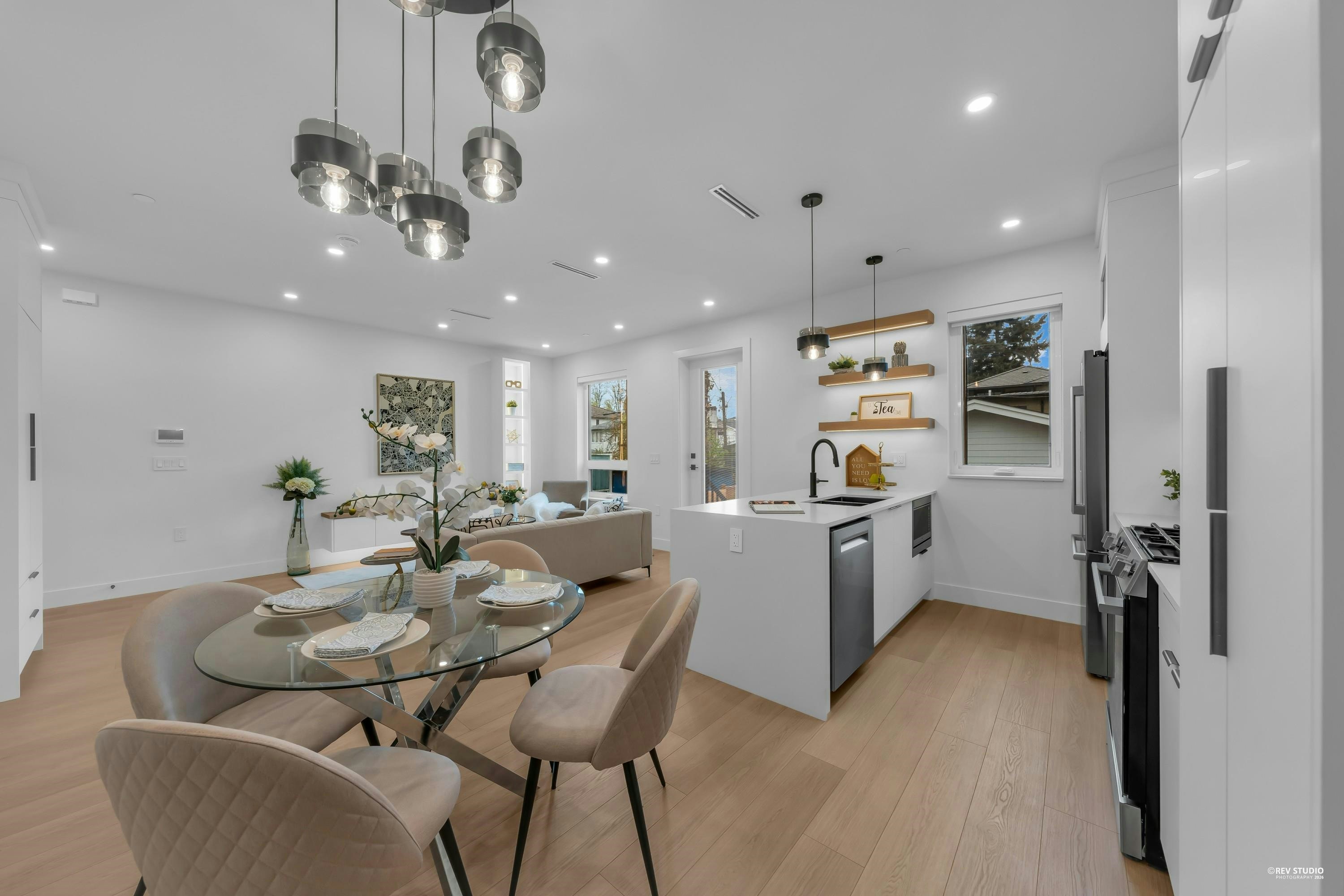 2713 Cheyenne Avenue, Vancouver, BC, V5R 4R5 - 7