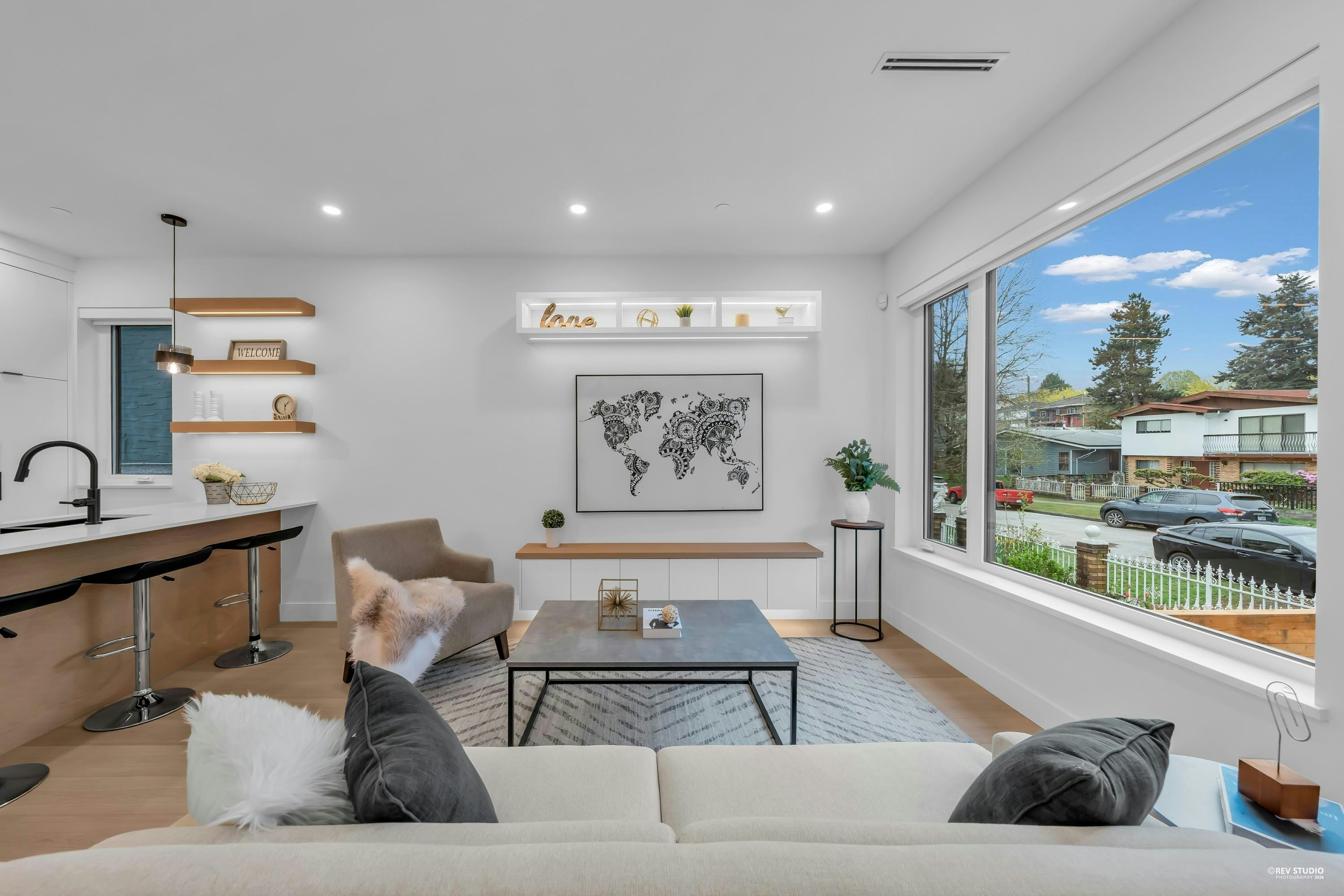 2715 Cheyenne Avenue, Vancouver, BC, V5R 4R5 - 6