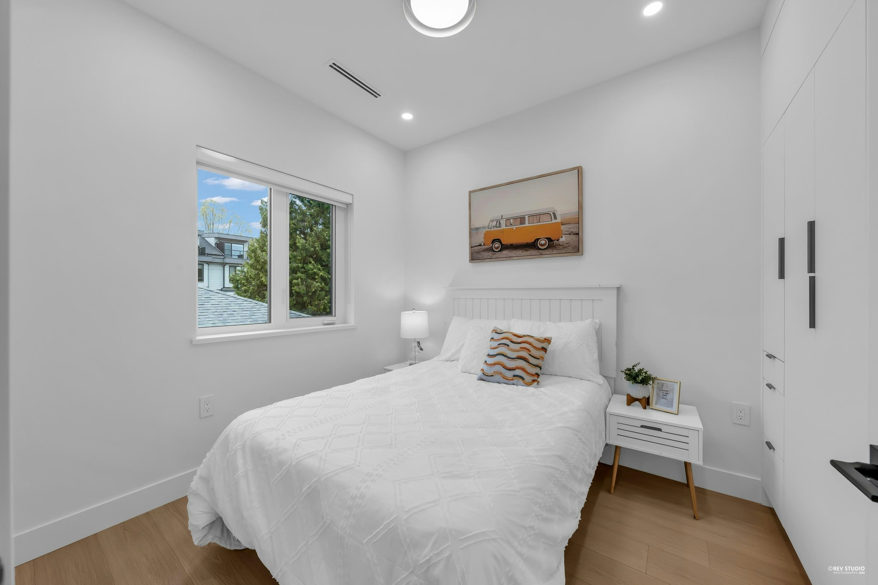 2715 Cheyenne Avenue, Vancouver, BC, V5R 4R5 - 17