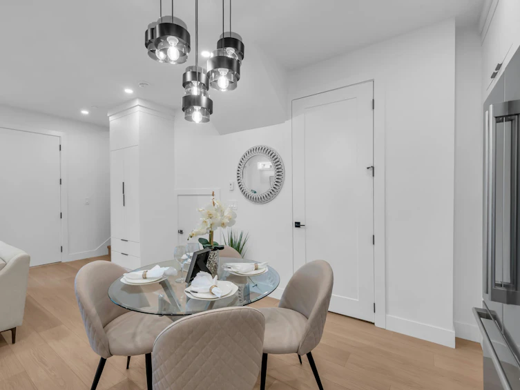 2715 Cheyenne Avenue, Vancouver, BC, V5R 4R5 - 8
