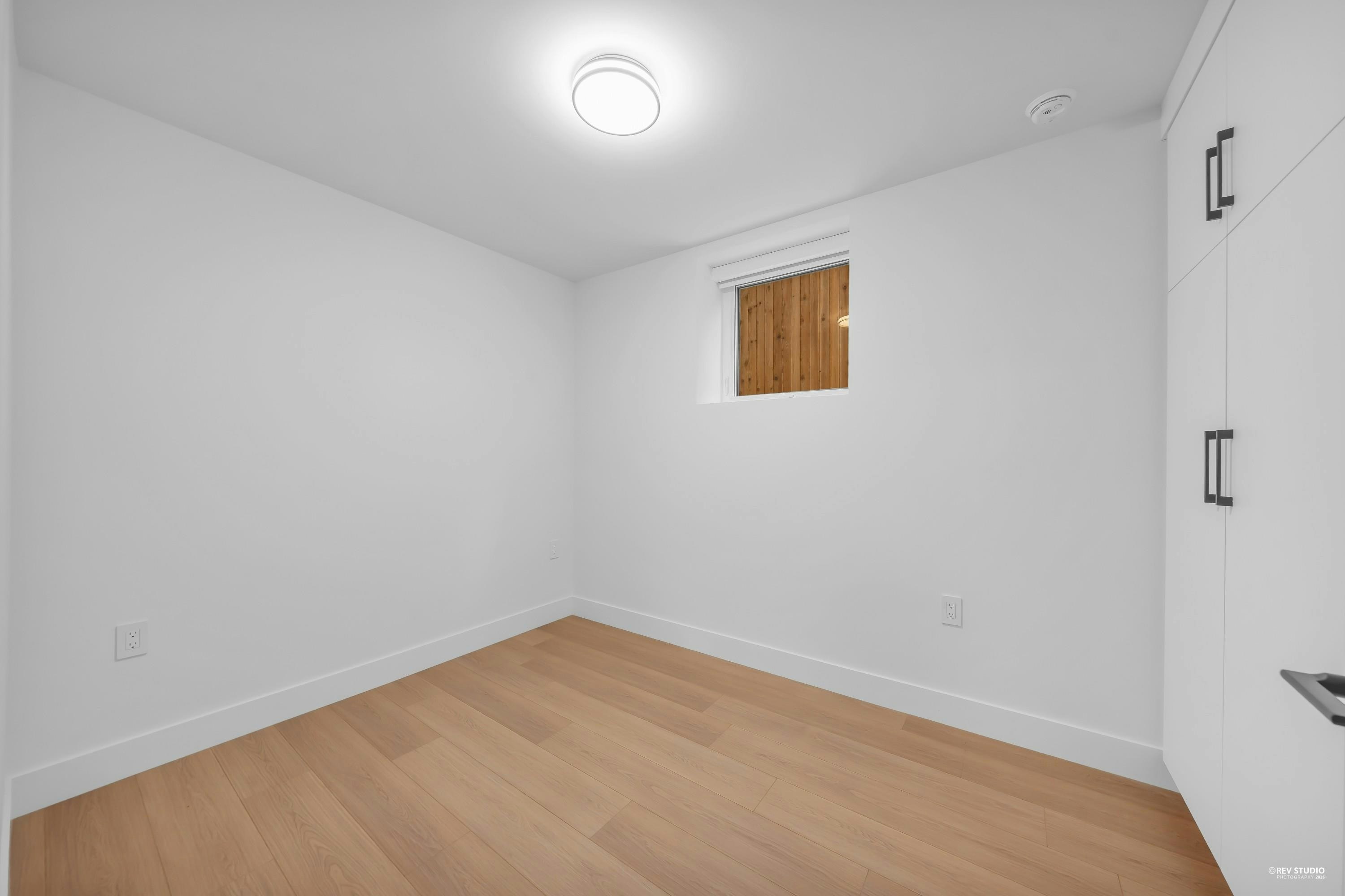 2715 Cheyenne Avenue, Vancouver, BC, V5R 4R5 - 22