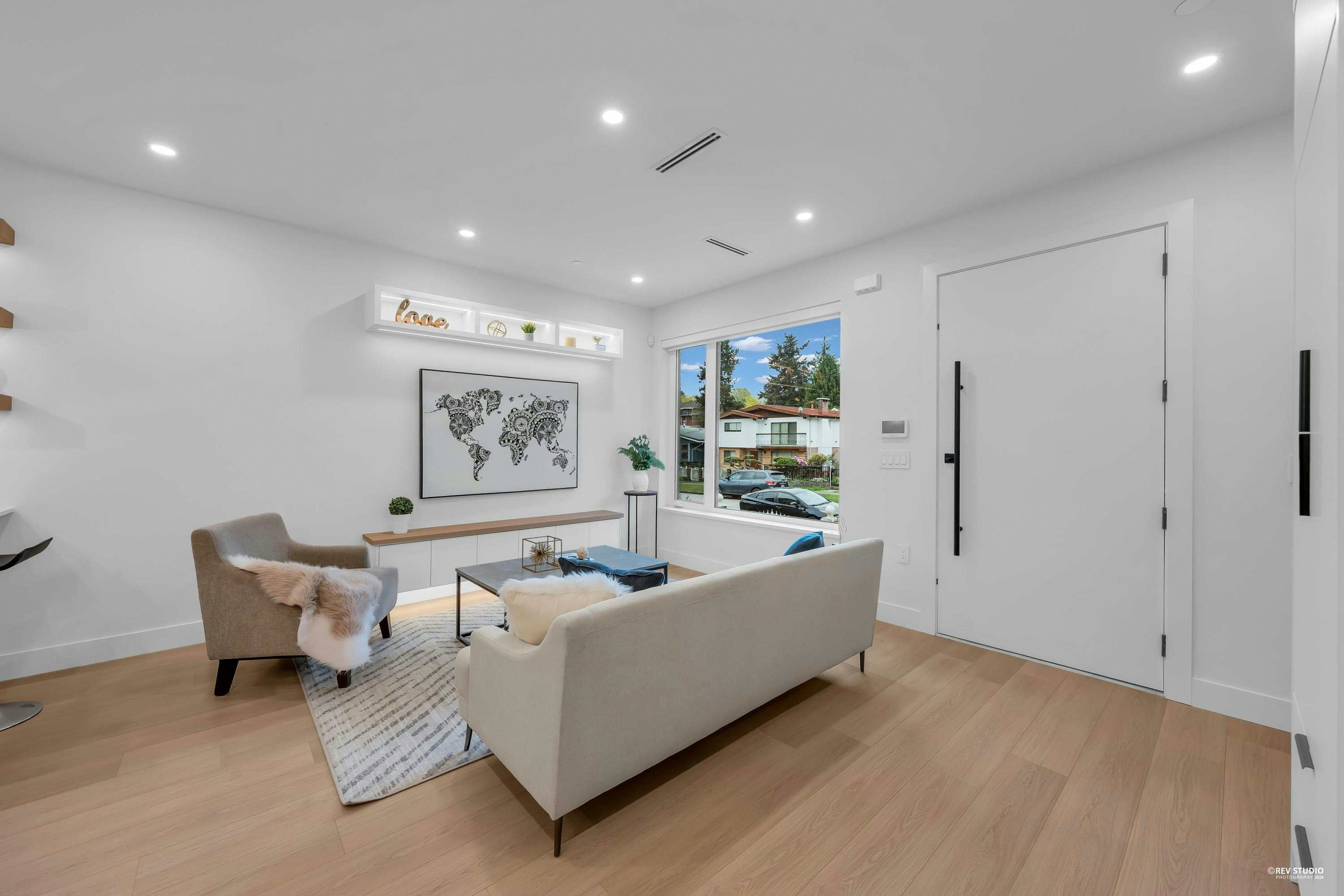 2715 Cheyenne Avenue, Vancouver, BC, V5R 4R5 - 7
