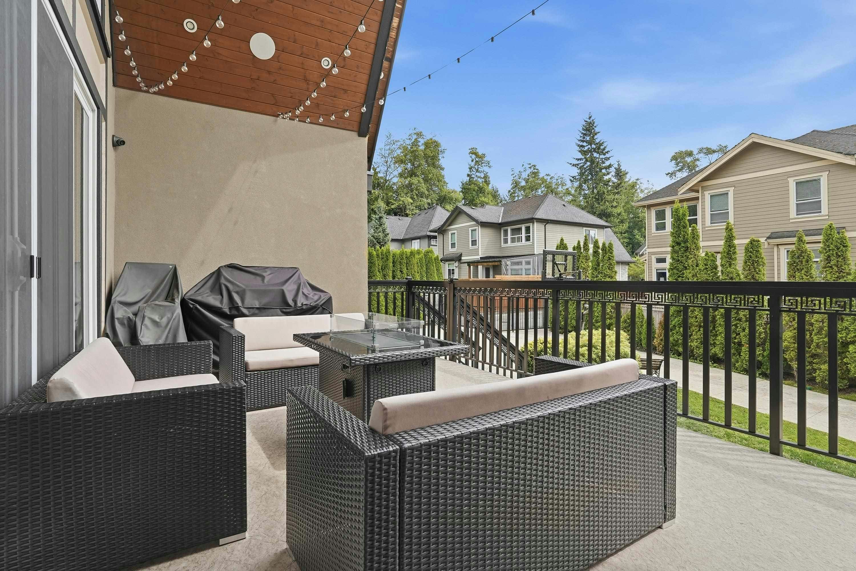 17108 4 Avenue, Surrey, BC, V3Z 9P6 - 18