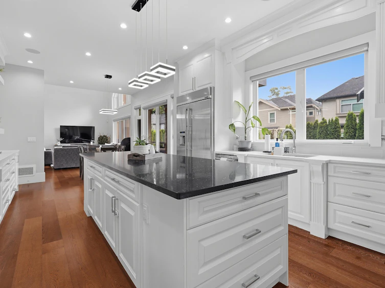 17108 4 Avenue, Surrey, BC, V3Z 9P6 - 11