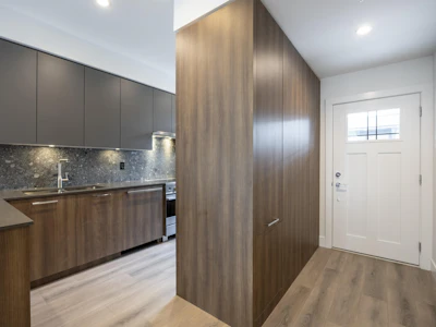 102-2322 Emery Court - 4