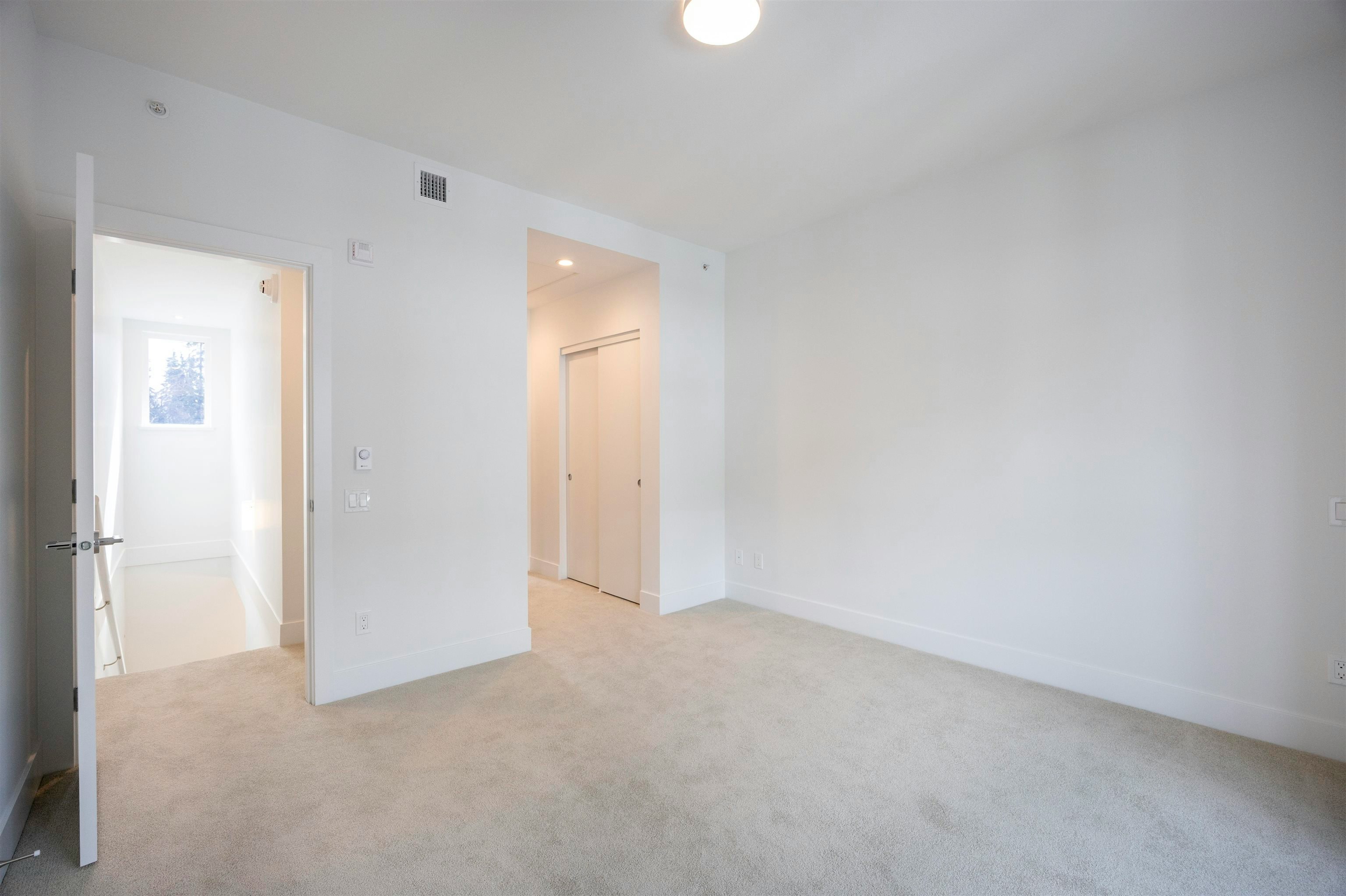 102-2322 Emery Court, North Vancouver, BC, V7J 0G3 - 20
