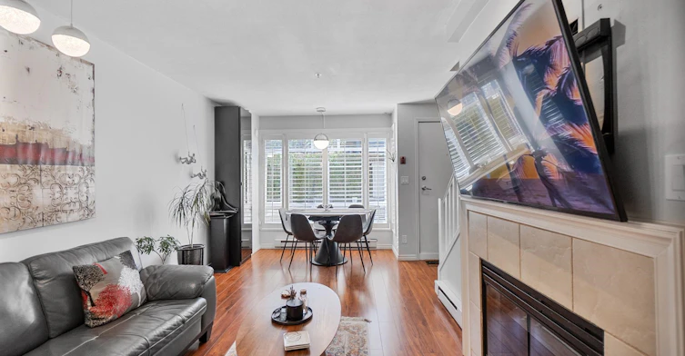 2106 Yew Street, Vancouver, BC, V6K 3G7 - 6