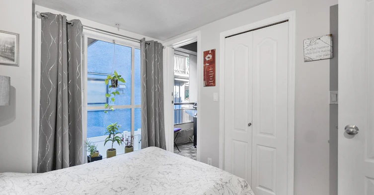 2106 Yew Street, Vancouver, BC, V6K 3G7 - 19