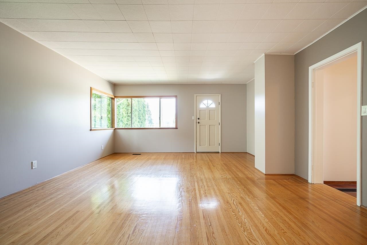 5288 Hardwick Street, Burnaby, BC, V5G 1P9 - 14