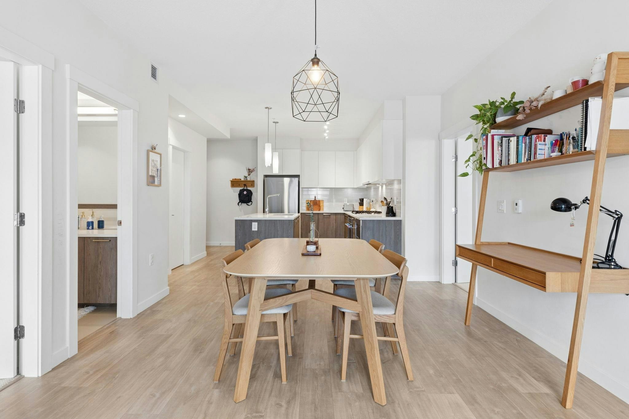 211-625 E 3rd Street, North Vancouver, BC, V7L 1G6 - 14
