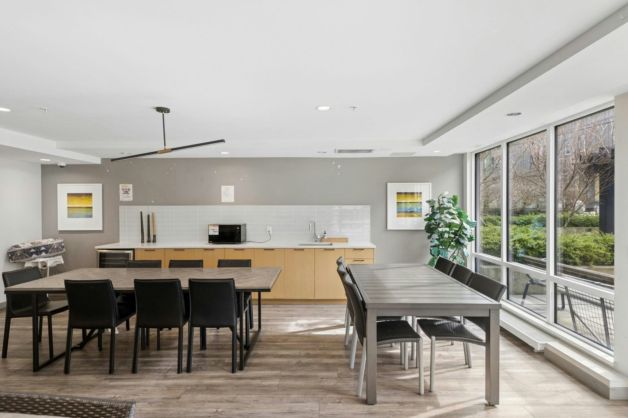 211-625 E 3rd Street, North Vancouver, BC, V7L 1G6 - 24