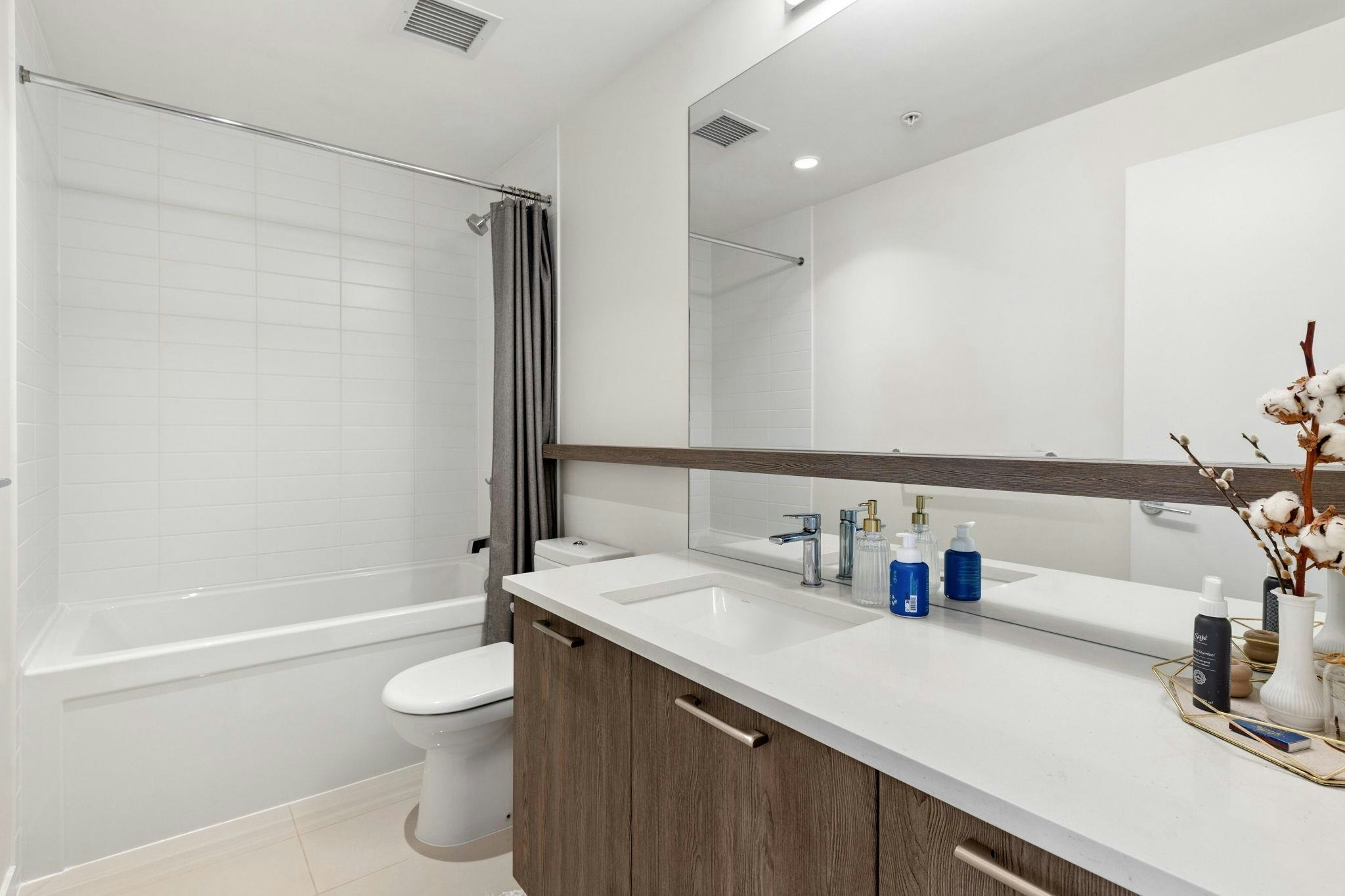 211-625 E 3rd Street, North Vancouver, BC, V7L 1G6 - 16