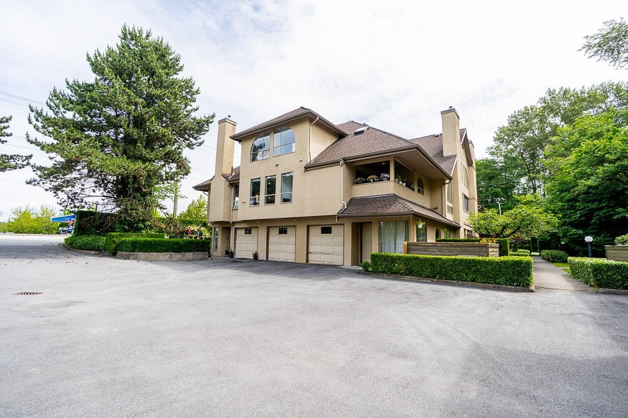 21-12172 72 Avenue - 4