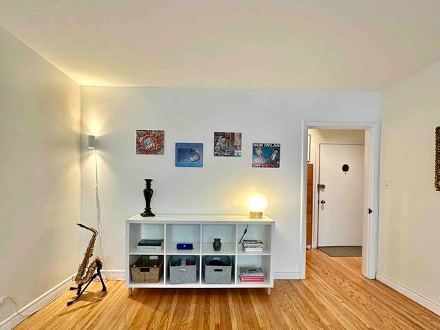 204-1565 Burnaby Street, Vancouver, BC, V6G 2P7