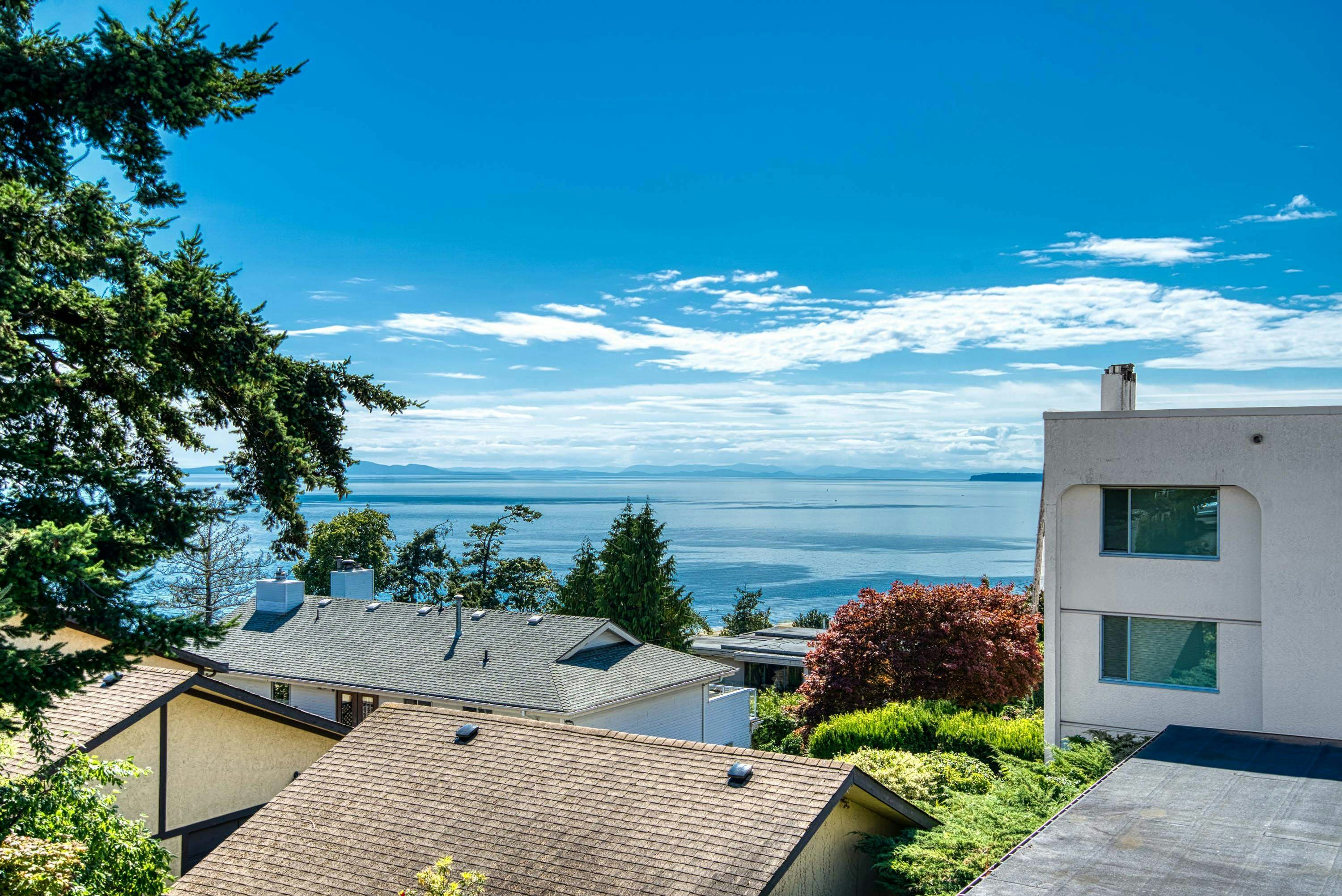 206-15080 Prospect Avenue, Surrey, BC, V4B 2B7 - 27