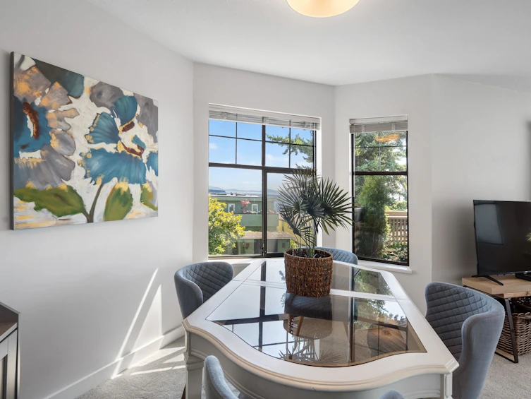 206-15080 Prospect Avenue, Surrey, BC, V4B 2B7 - 9