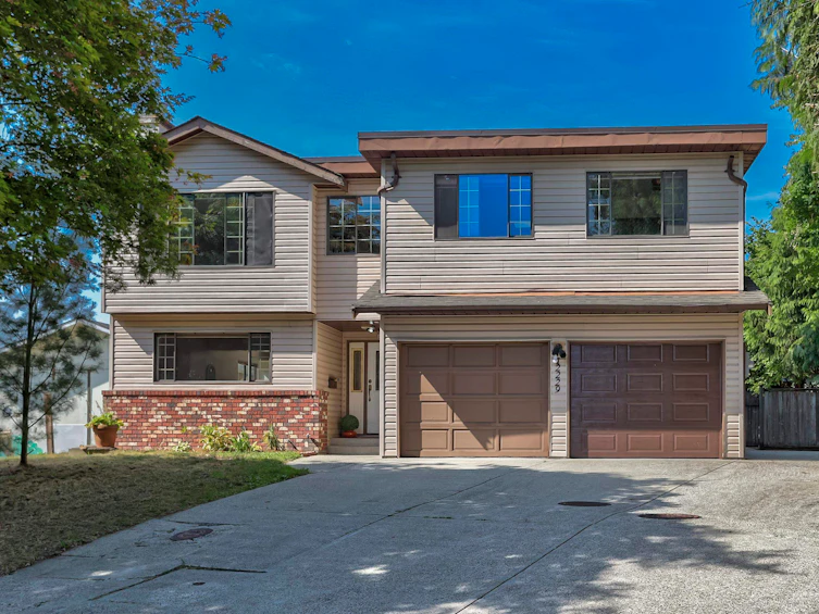 12229 Forest Place, Maple Ridge, BC, V2X 8G4 - 2