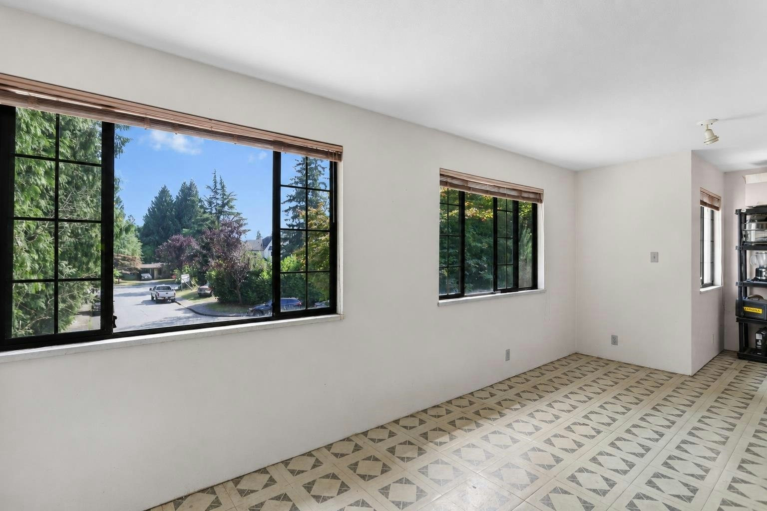 12229 Forest Place, Maple Ridge, BC, V2X 8G4 - 19