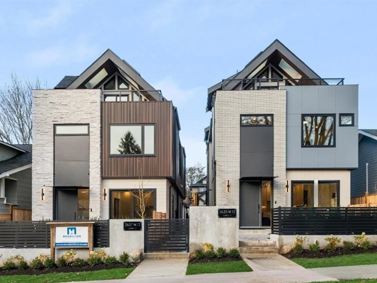 2-2637 W 12th Avenue, Vancouver, BC, V6K 2P4