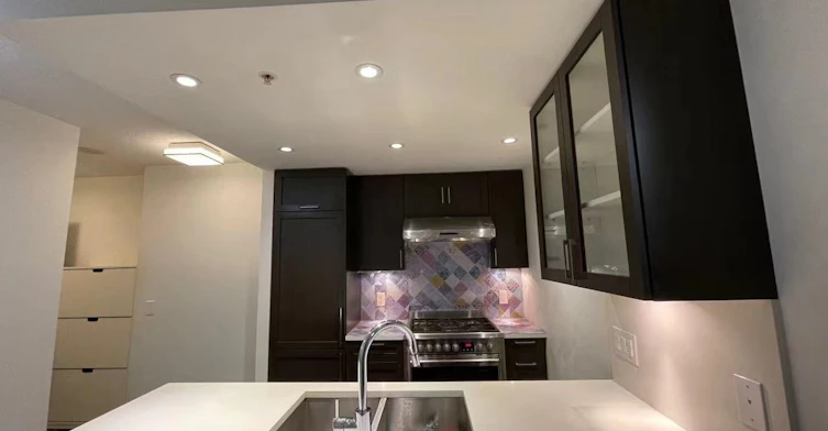 509-5515 Boundary Road, Vancouver, BC, V5R 0E3 - 4