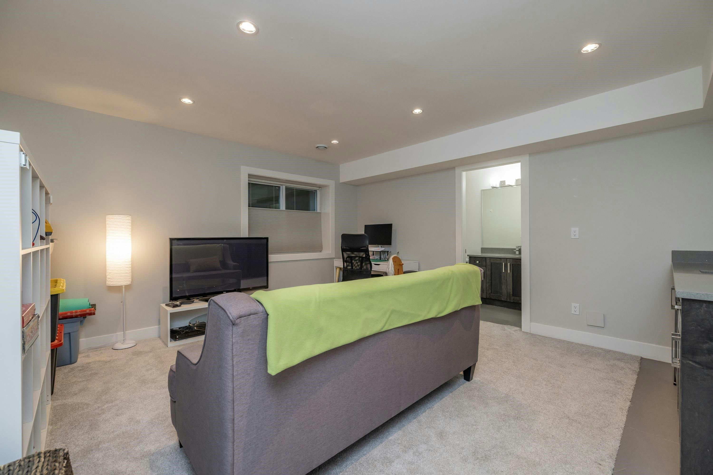 1025 Ranch Park Way, Coquitlam, BC, V3C 2J2 - 34