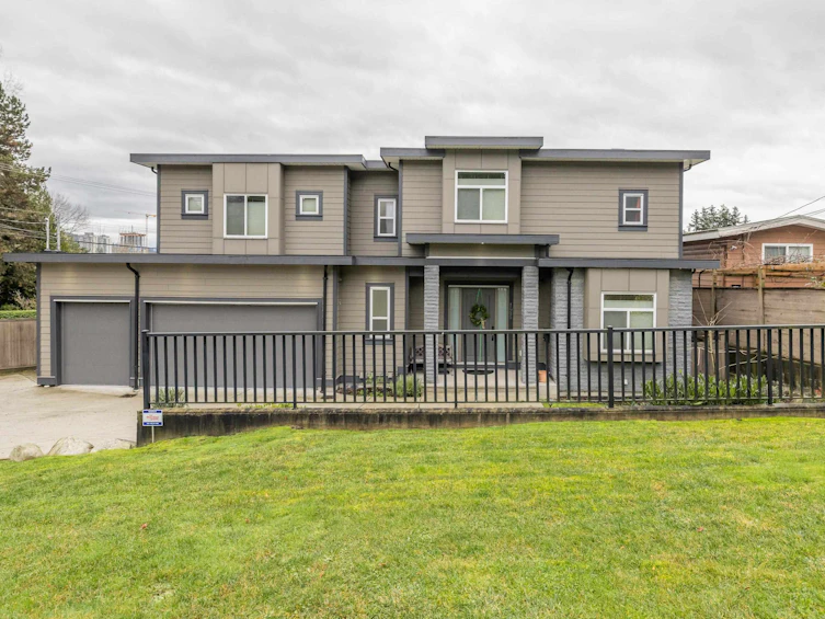 1025 Ranch Park Way, Coquitlam, BC, V3C 2J2 - 2