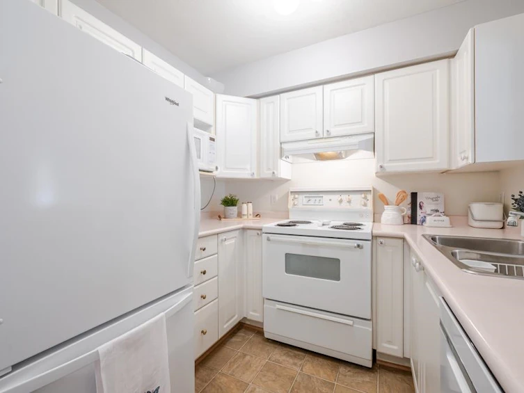 101-20727 Douglas Crescent, Langley, BC, V3A 4C1 - 17