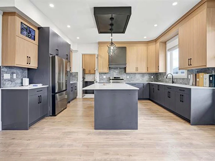 14739 62 Avenue, Surrey, BC, V3S 6N4 - 2