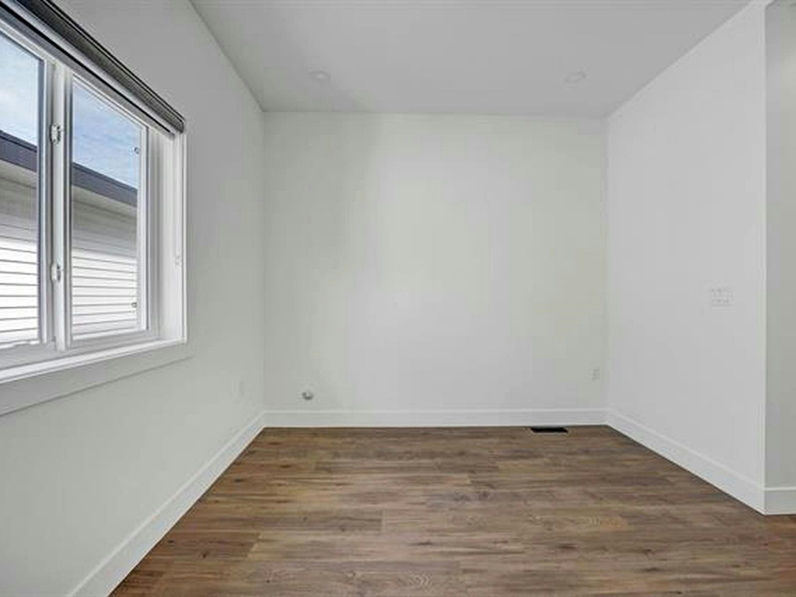 14739 62 Avenue, Surrey, BC, V3S 6N4 - 11