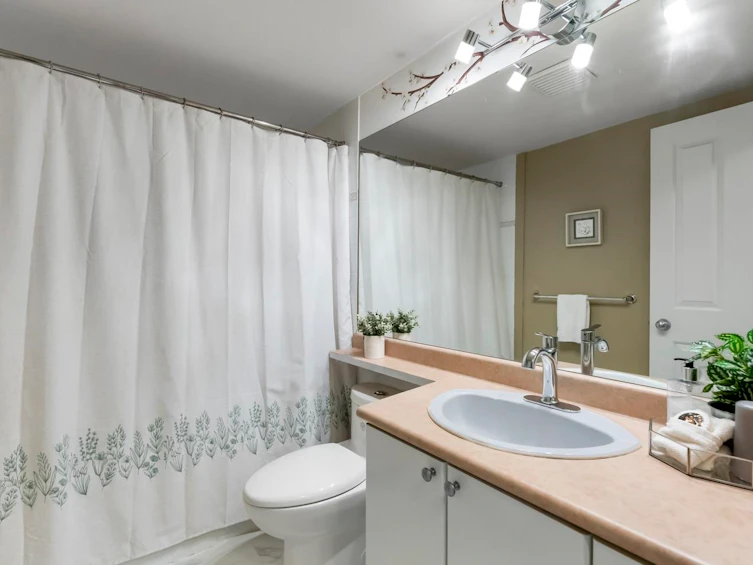 407-10188 155th Street, Surrey, BC, V3R 0R6 - 14