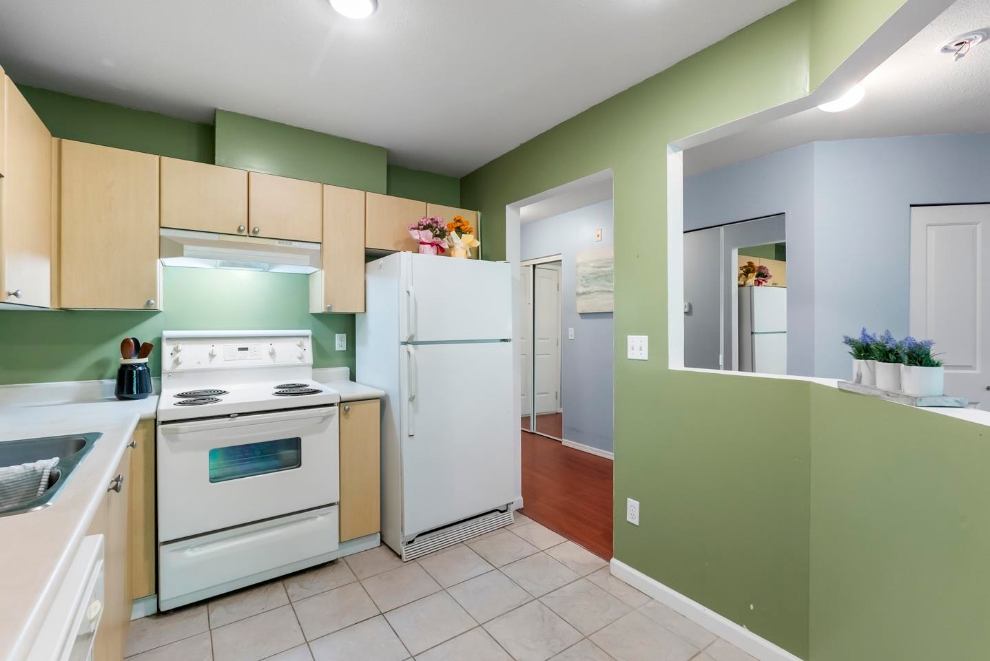 407-10188 155th Street, Surrey, BC, V3R 0R6 - 11