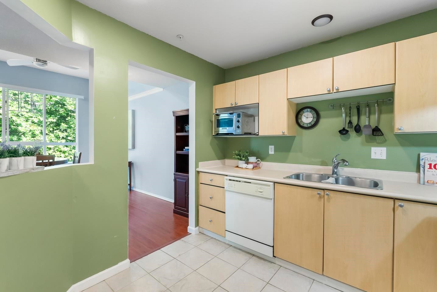 407-10188 155th Street, Surrey, BC, V3R 0R6 - 12