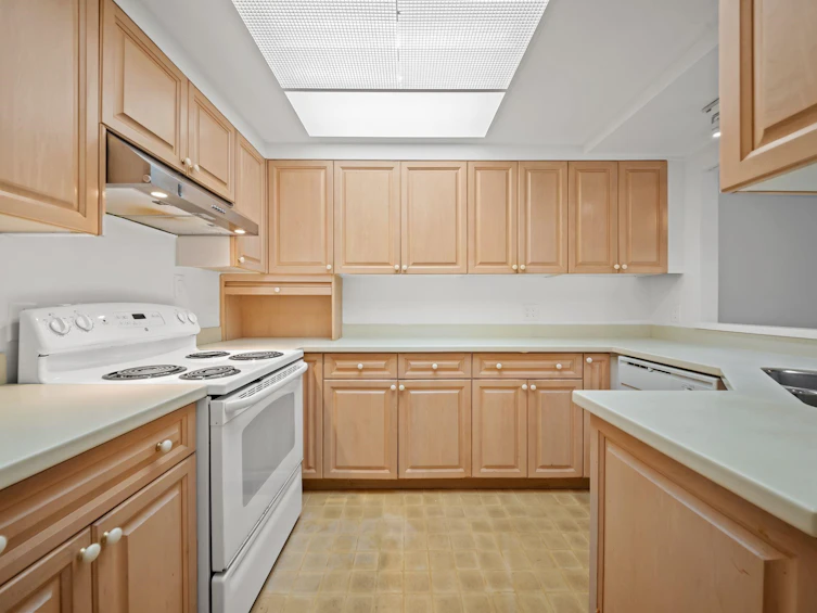 106-4900 Cartier Street, Vancouver, BC, V6M 4H2 - 11