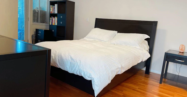 204-3333 W 4th Avenue, Vancouver, BC, V6R 4R9 - 3
