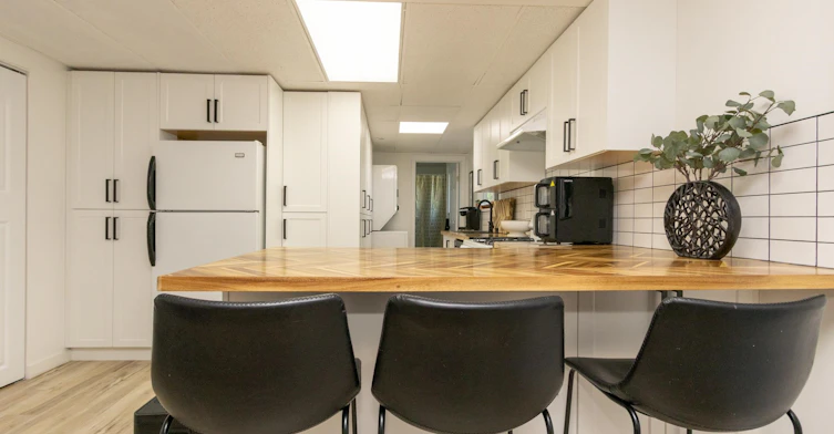 22531 Kendrick Loop, Maple Ridge, BC, V2X 9W5 - 2