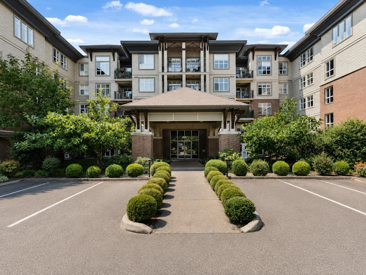 403-8955 Edward Street, Chilliwack, BC, V2P 4E2