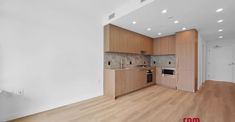 21xx-626 Claremont Street, Coquitlam, BC, V3J 0T1 - 3