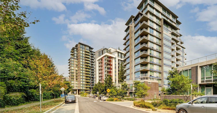 10XX-9060 University Crescent, Burnaby, BC, V5A 0E1 - 20