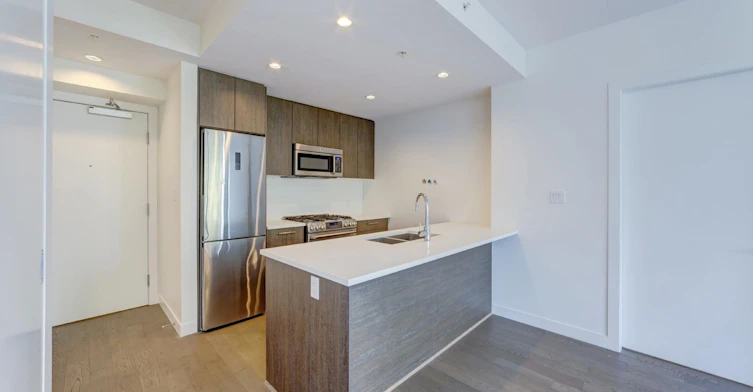 10XX-9060 University Crescent, Burnaby, BC, V5A 0E1