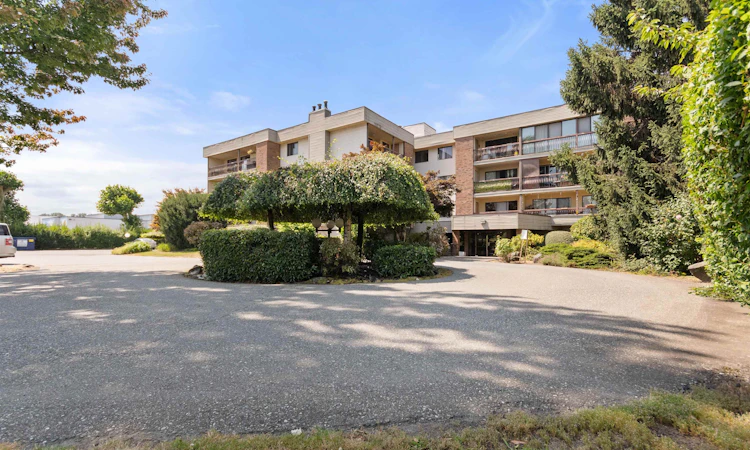 1108-45650 Mcintosh Drive