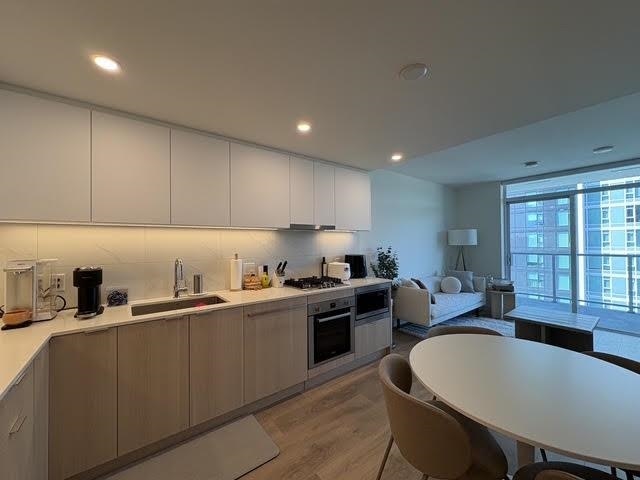 2006-308 Alderson Avenue, Coquitlam, BC, V3K 0J2 - 5