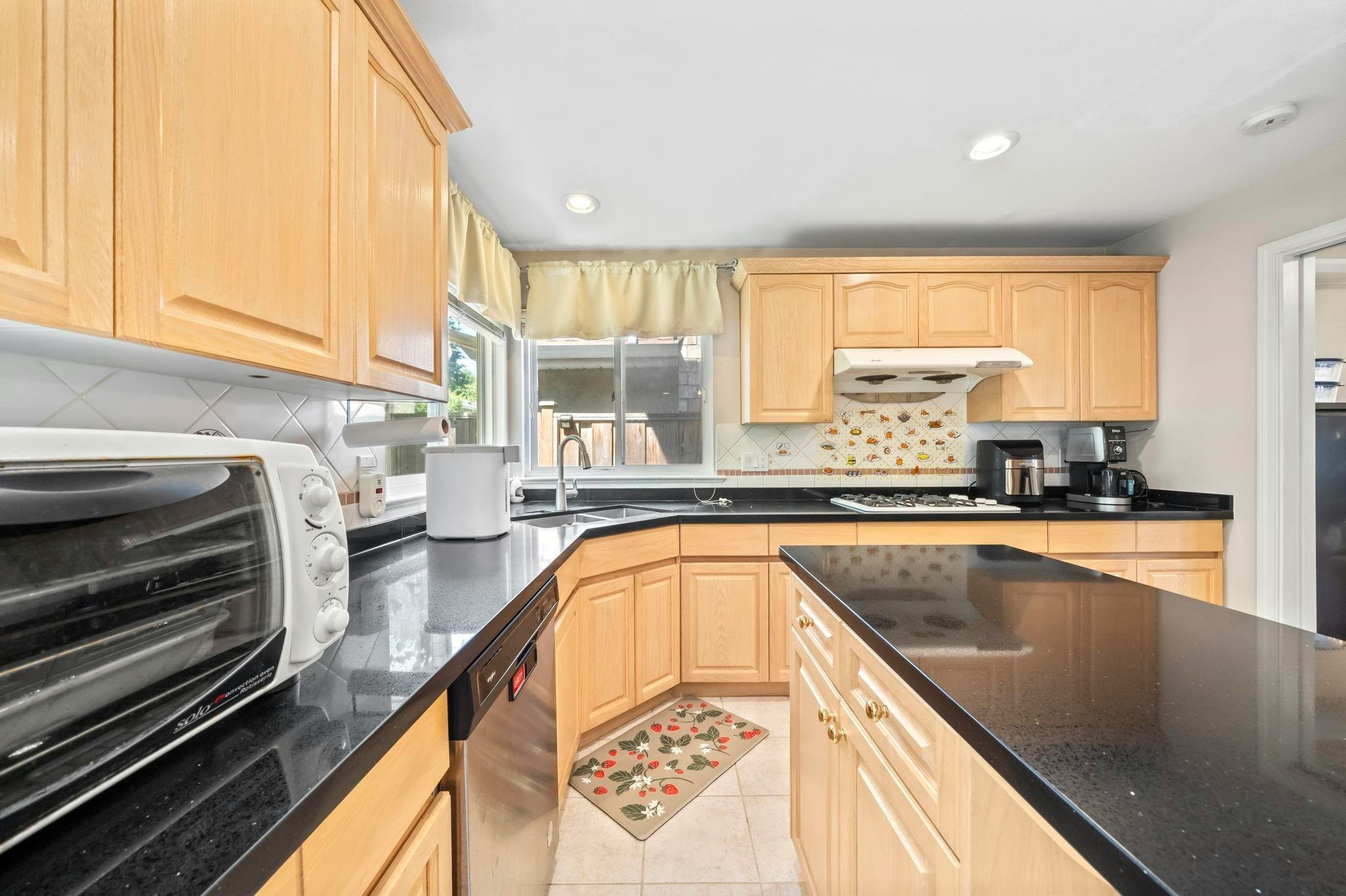 3628 Mckay Drive, Richmond, BC, V6X 3R7 - 9