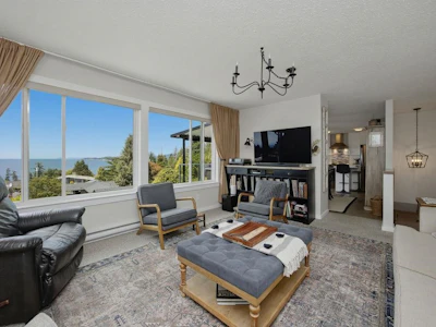 5111 Bay Road - 5