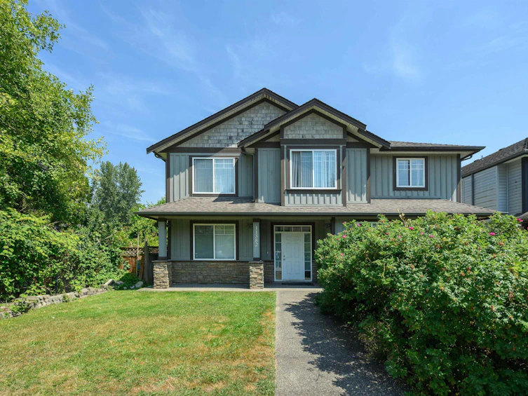 11382 240 Street, Maple Ridge, BC, V2W 0B4
