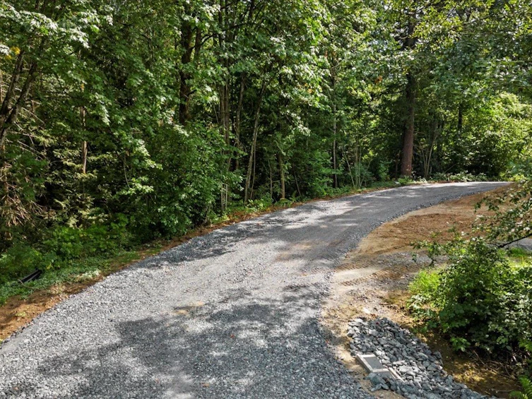 42205 Majuba Hill Road, Chilliwack, BC, V2R 5H2 - 9
