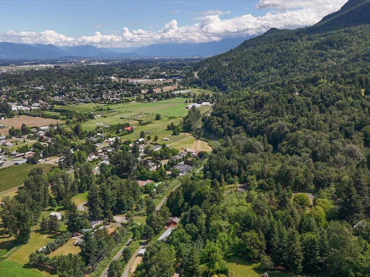42205 Majuba Hill Road, Chilliwack, BC, V2R 5H2 - 29