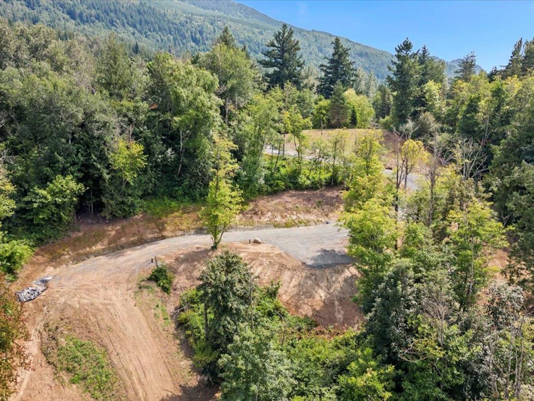 42205 Majuba Hill Road, Chilliwack, BC, V2R 5H2 - 8