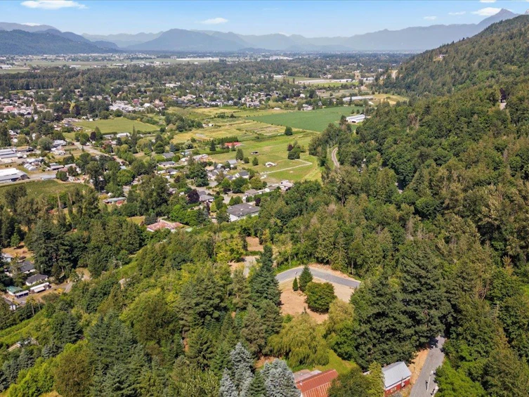 42205 Majuba Hill Road, Chilliwack, BC, V2R 5H2 - 19