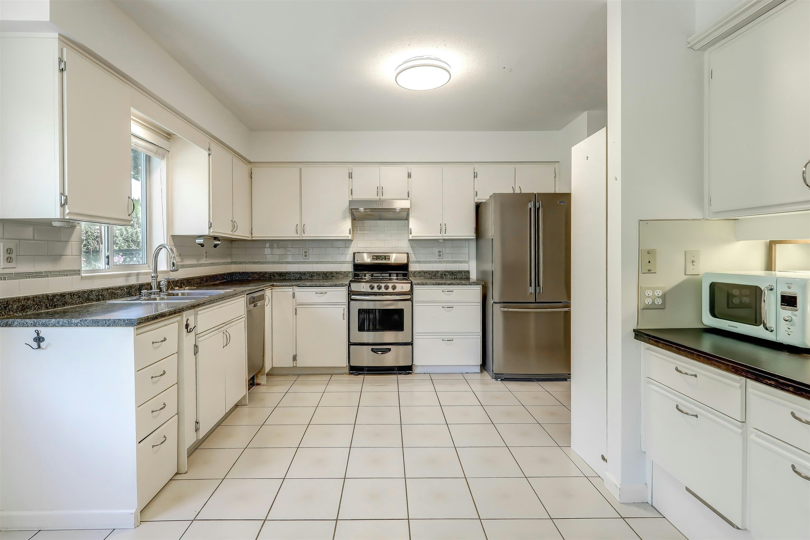 5367 Hazel Court, Delta, BC, V4K 4G9 - 13