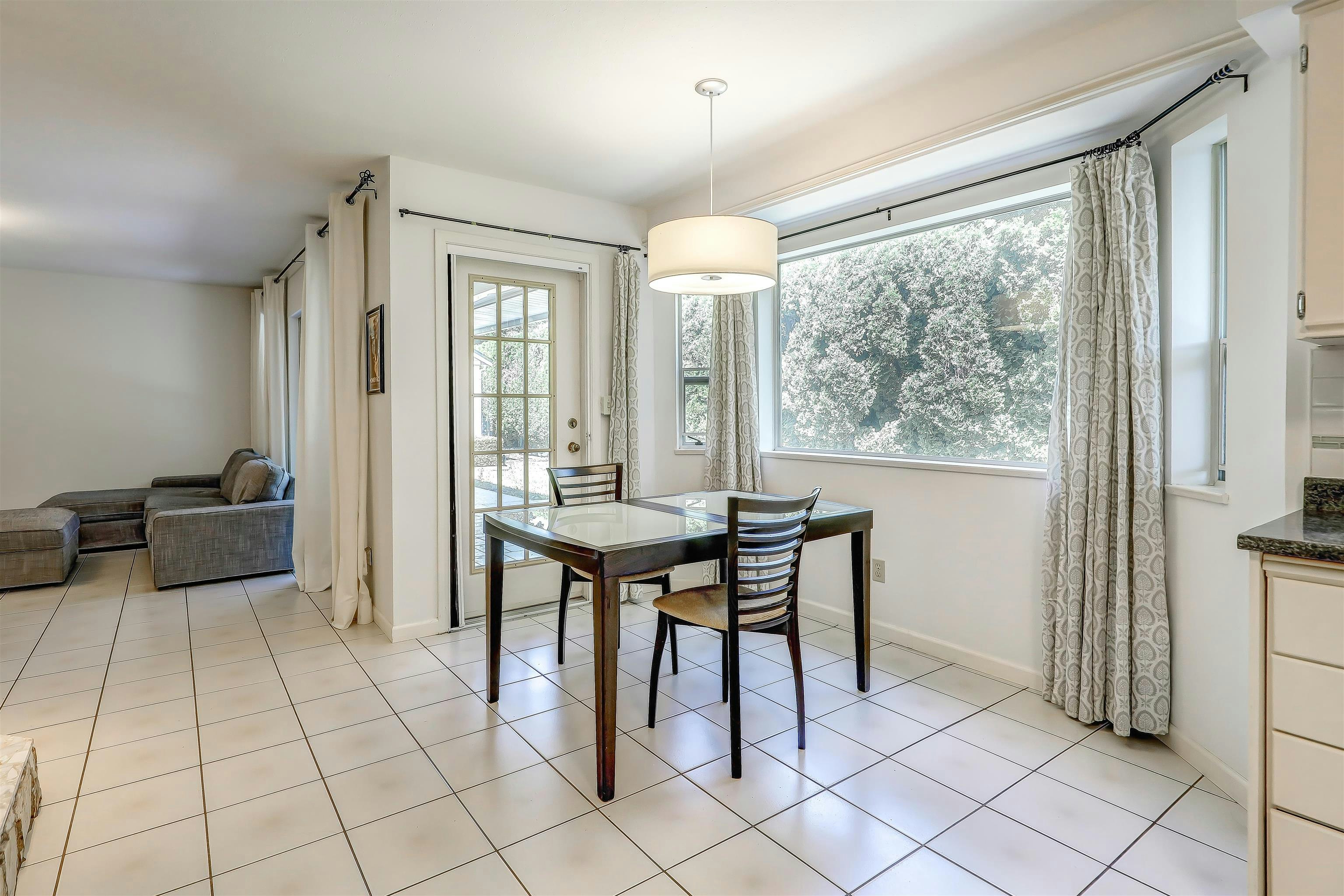 5367 Hazel Court, Delta, BC, V4K 4G9 - 11